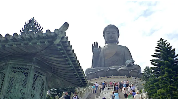 Tian Tan Buddha 